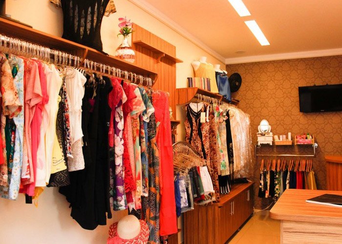 lojas de roupas femininas para revenda