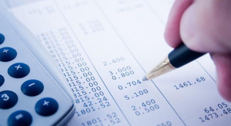 Boletim: A utilização do PET na indústria da moda