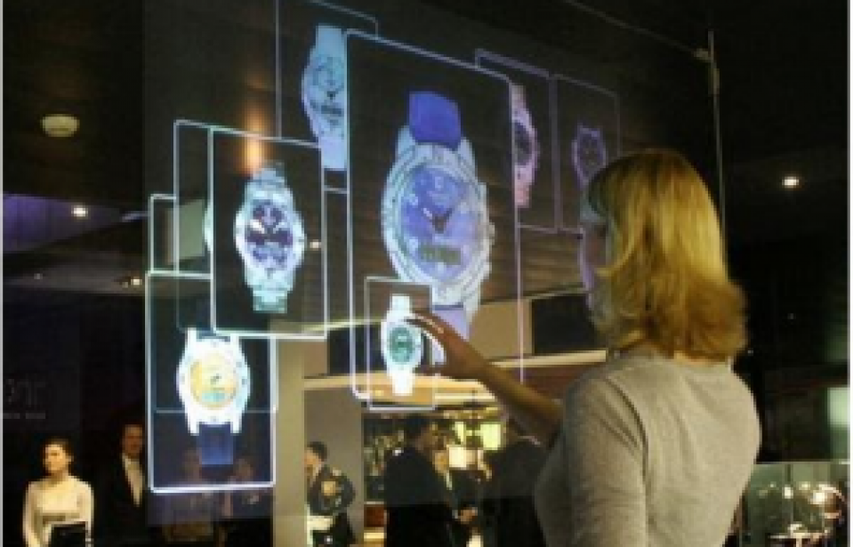 Vitrine eletrônica vira realidade com telas transparentes de LCD