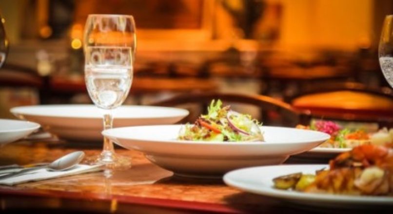 Como investir em restaurantes?