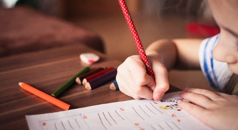 Os Benefícios do Ensino em Casa