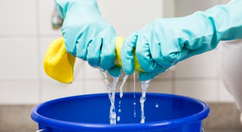 Higienização com Água Sanitária