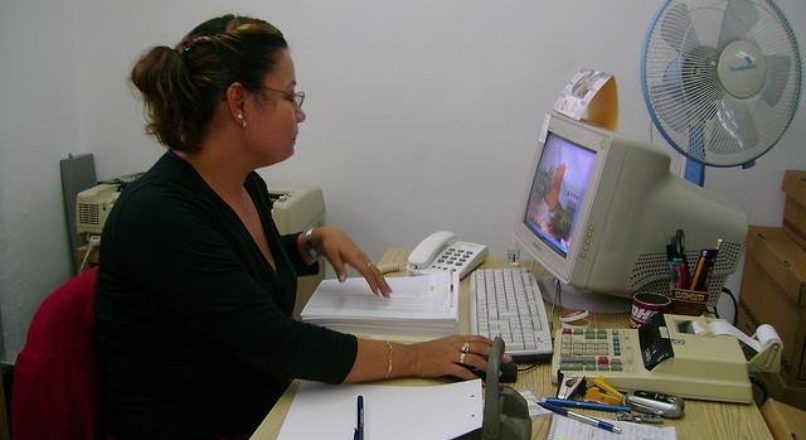 O que devemos fazer se houver mudanças na contabilidade após a apresentação dos livros?