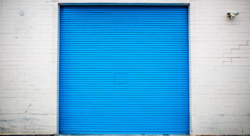 Como uma porta de enrolar é importante para o seu comércio
