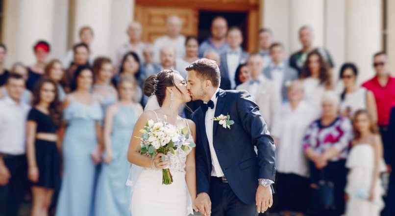 Como escolher o melhor serviço de música para casamento?