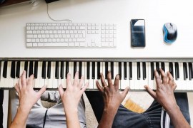 Aula de teclado para iniciantes – Benefícios do aprendizado online