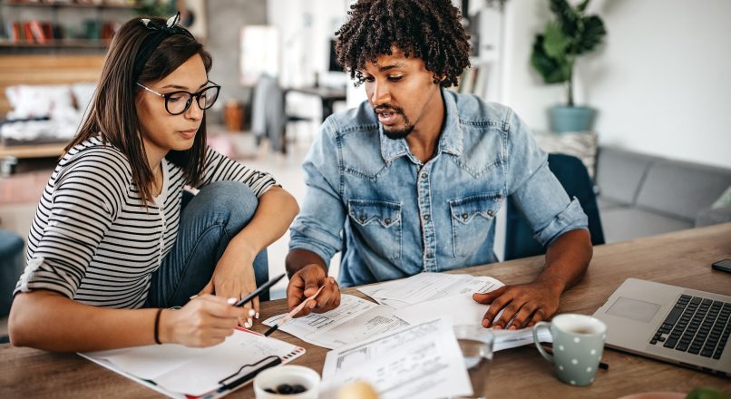 Organização financeira é importante para os estudos: confira como se preparar