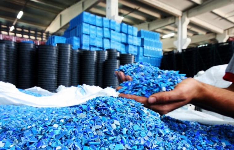 Reeciclar: É possível utilizar o plástico reciclado?