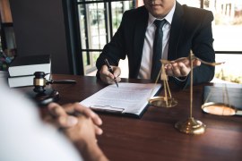 Como conseguir um advogado bom para aposentadoria?