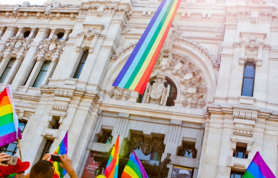 Turista LGBTQIA+ é mais oportunidades para o seu negócio
