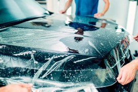 Envelopamento Automotivo: Transformando Carros com Estilo e Proteção
