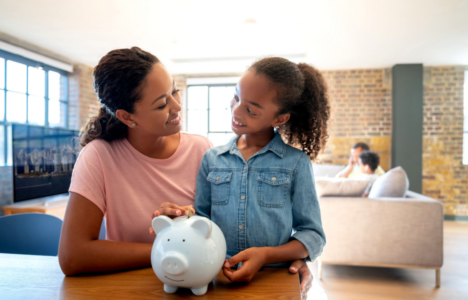 Educação financeira para crianças: ensinando a importância do controle financeiro